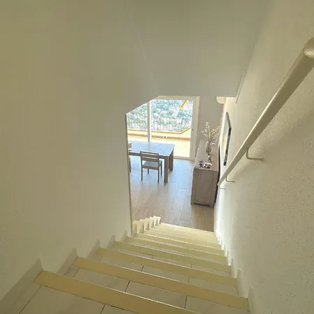 Garbinell Apartment *
